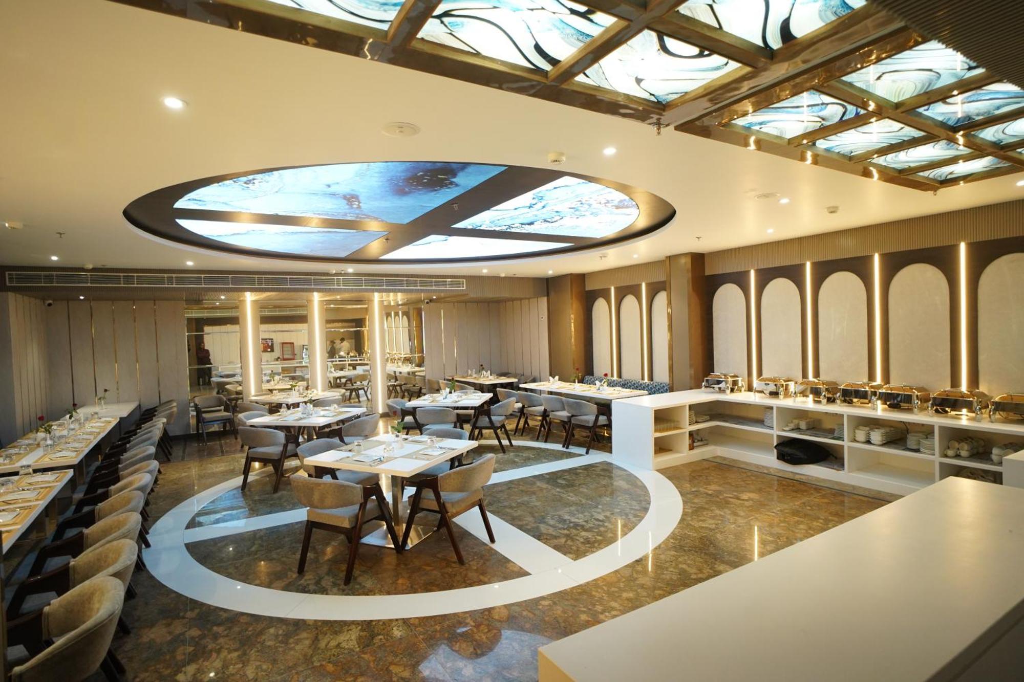 Hotel Square S — Photos 1